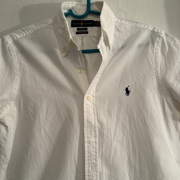 Gently used Ralph Lauren men’s shirt. Classic fit - Picture 5 of 7